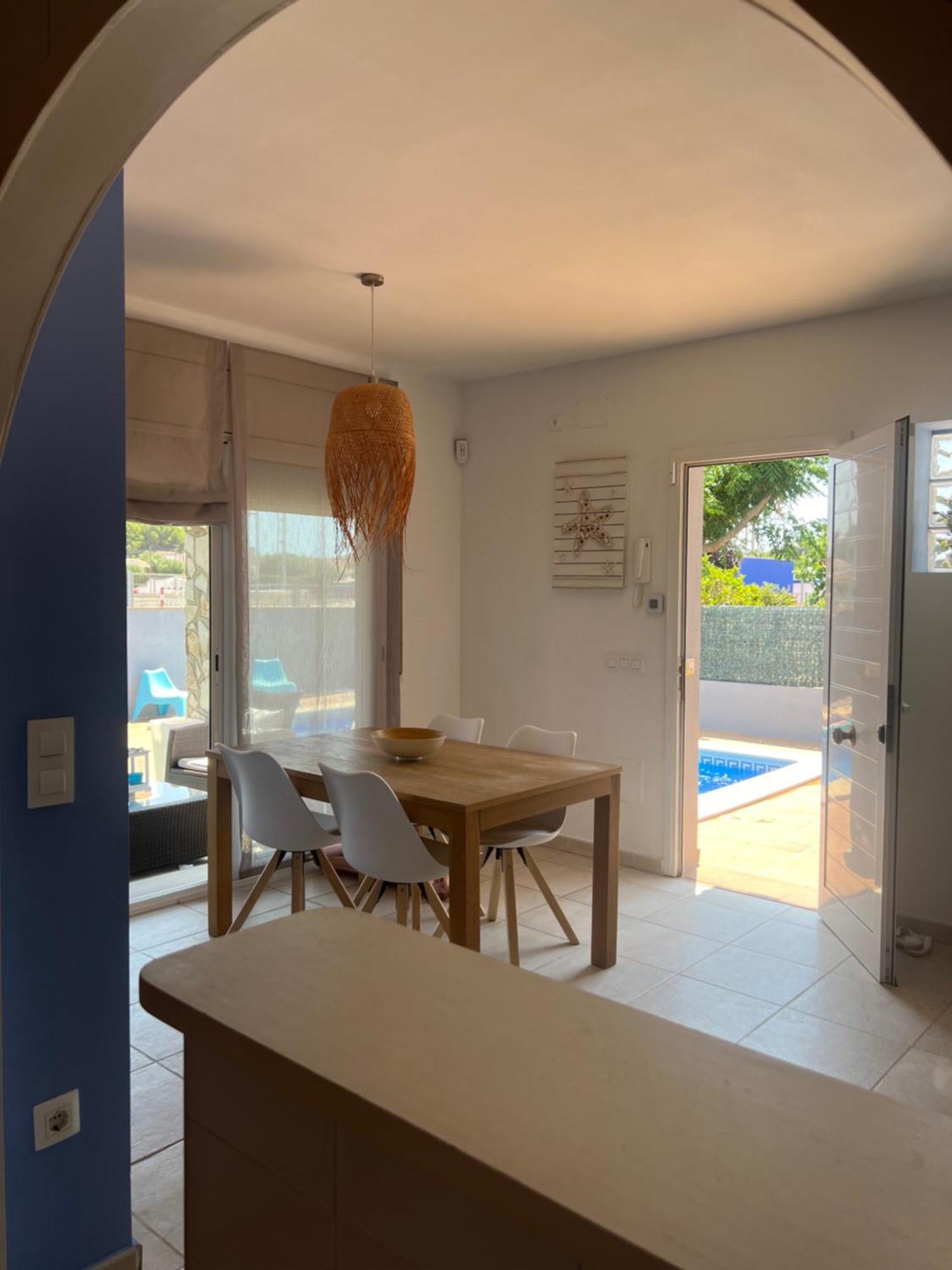 הוילה L' Escala Casa En L Escala Con Piscina Y Wifi Free מראה חיצוני תמונה